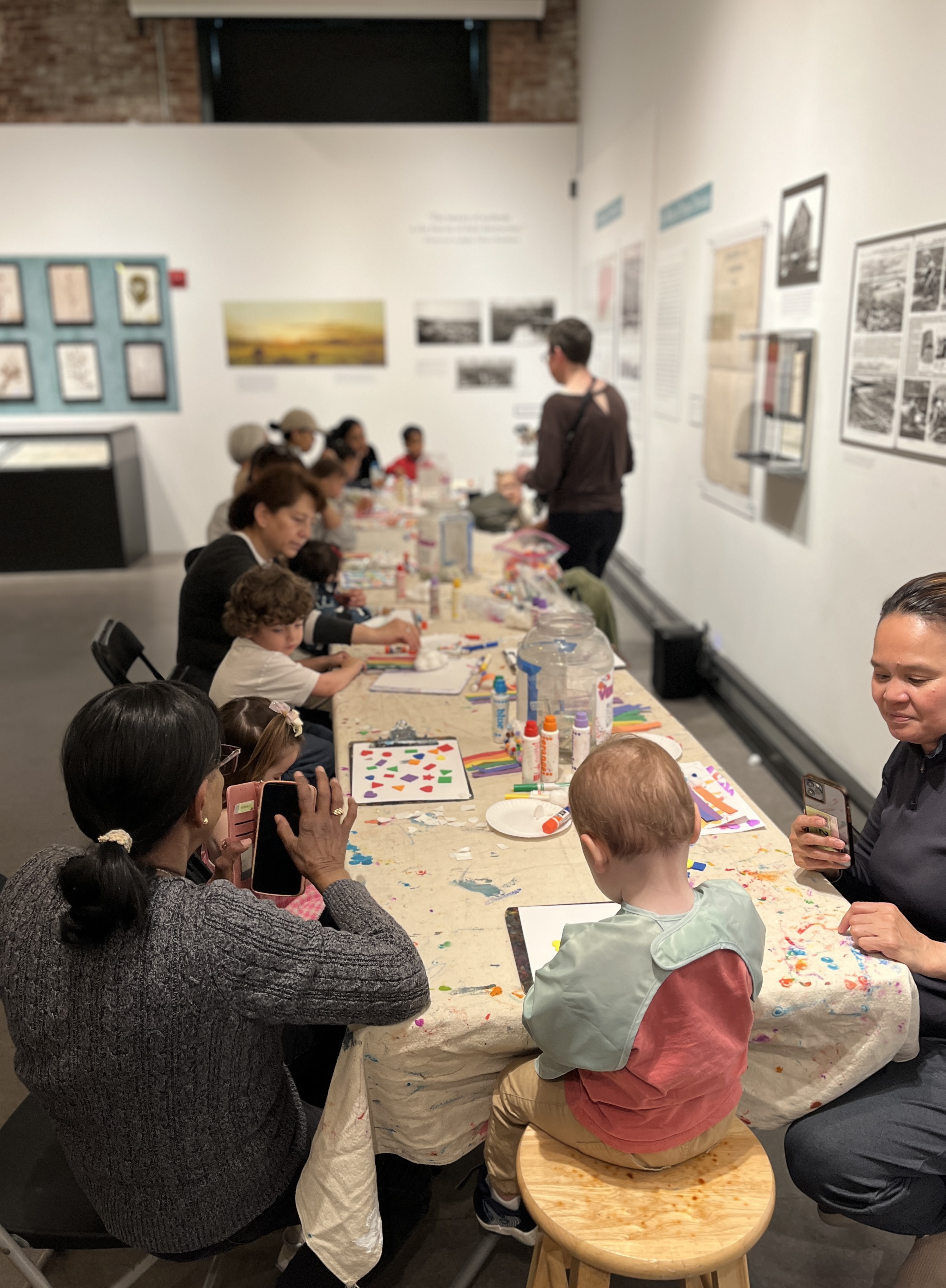 Toddler arts and crafts session with Ms. Lisa at Hoboken Historical Museum.